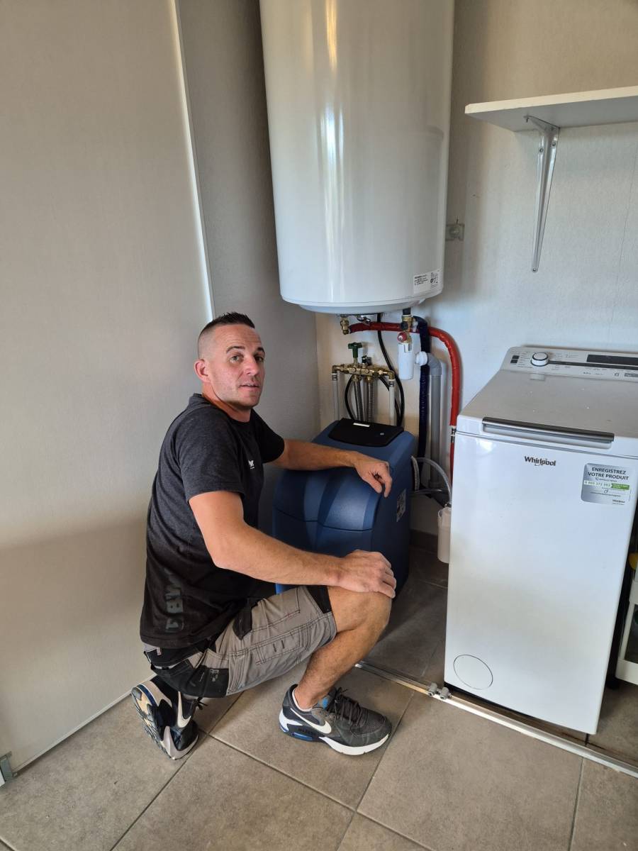 installation adoucisseur d'eau traitement de l'eau appartement sainte maxime dans le golfe de saint tropez 83120